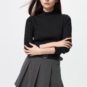 Uniqlo Official | Футболка с высоким воротником и длинным рукавом в резинку (ユニクロ公式 | リブハイネックT/長袖)